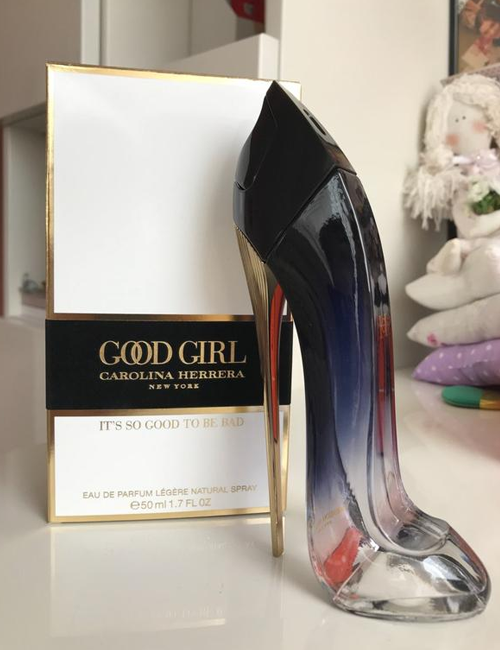 Хорошая девочка: самый популярный парфюм от Carolina Herrera вышел в новой  туфельке!